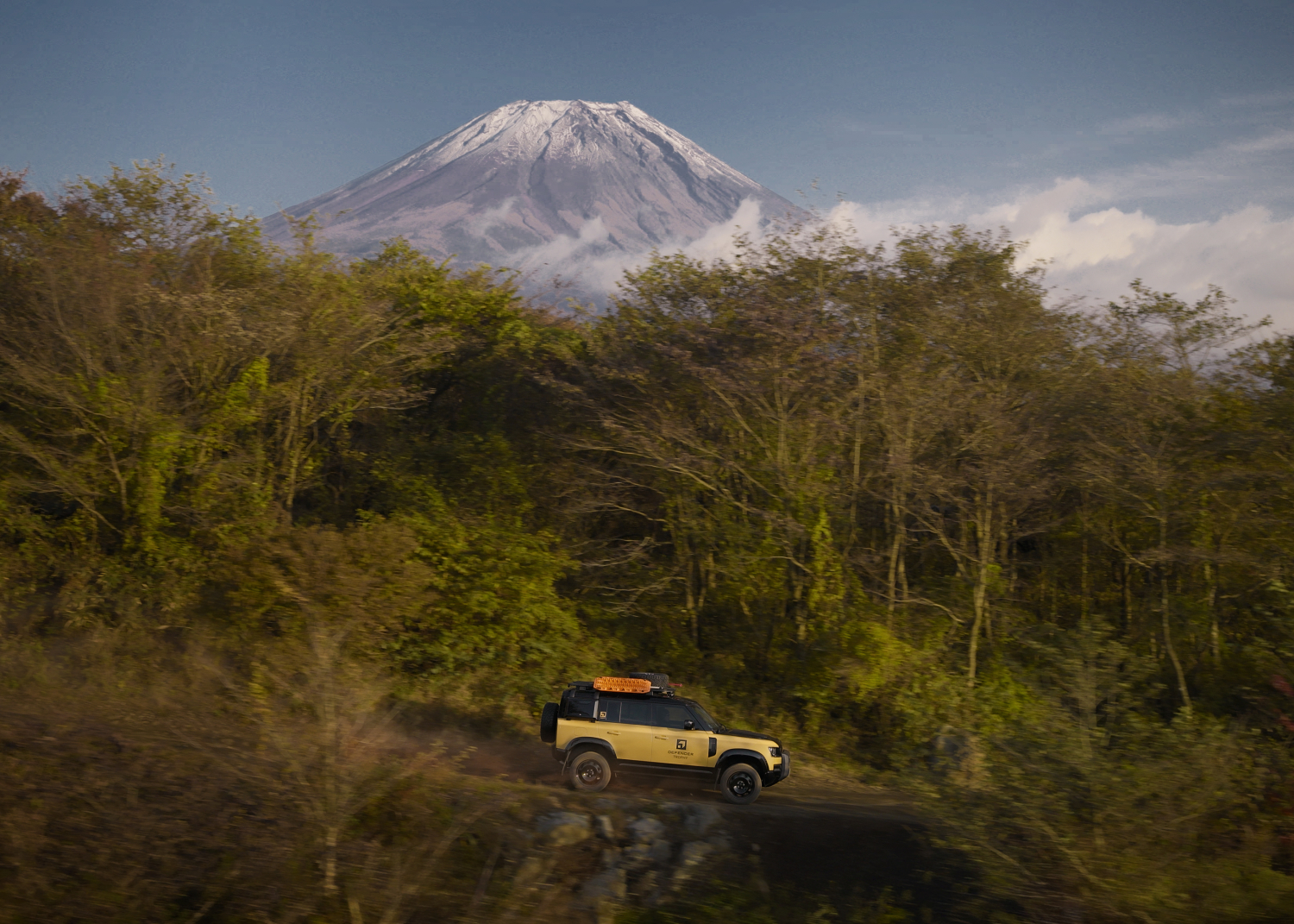 DEFENDER TROPHY JAPAN SELECTIONS