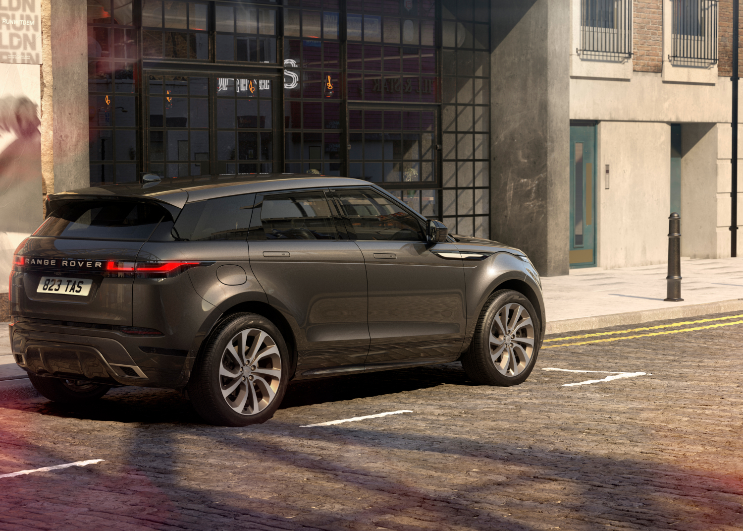 RANGE ROVER EVOQUE - HOXTON EDITION