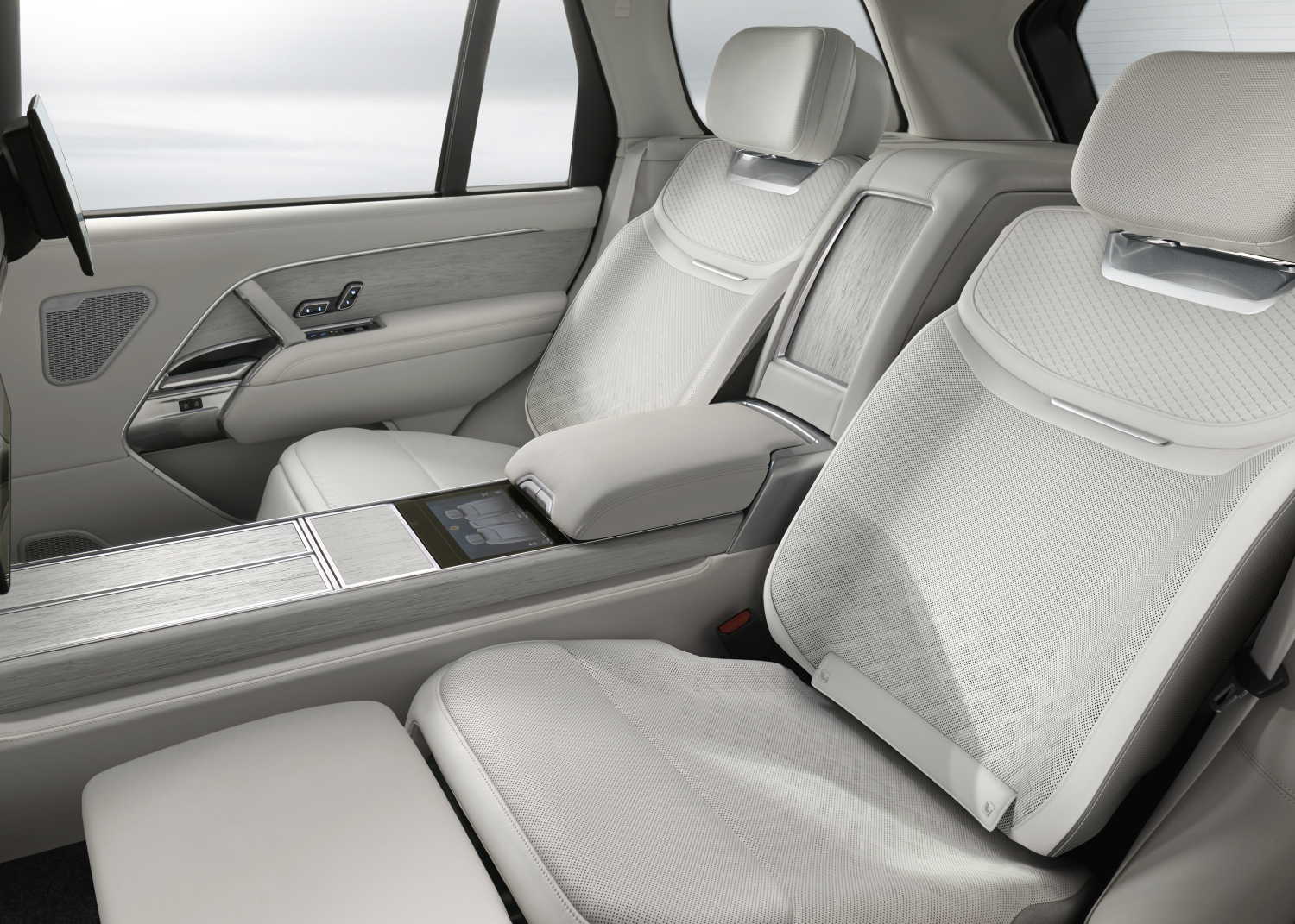 RANGE ROVER SV ULTRA