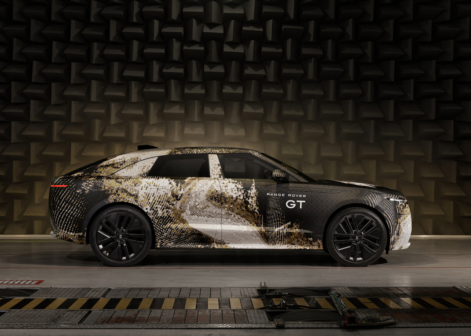 RANGE ROVER GT_SIDEPROFILE