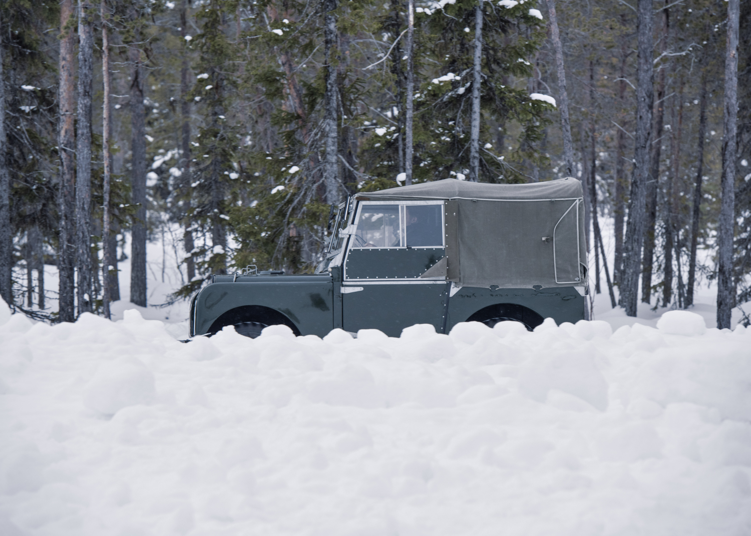 JAGUAR LAND ROVER CLASSIC ICE DRIVE – ARJEPLOG