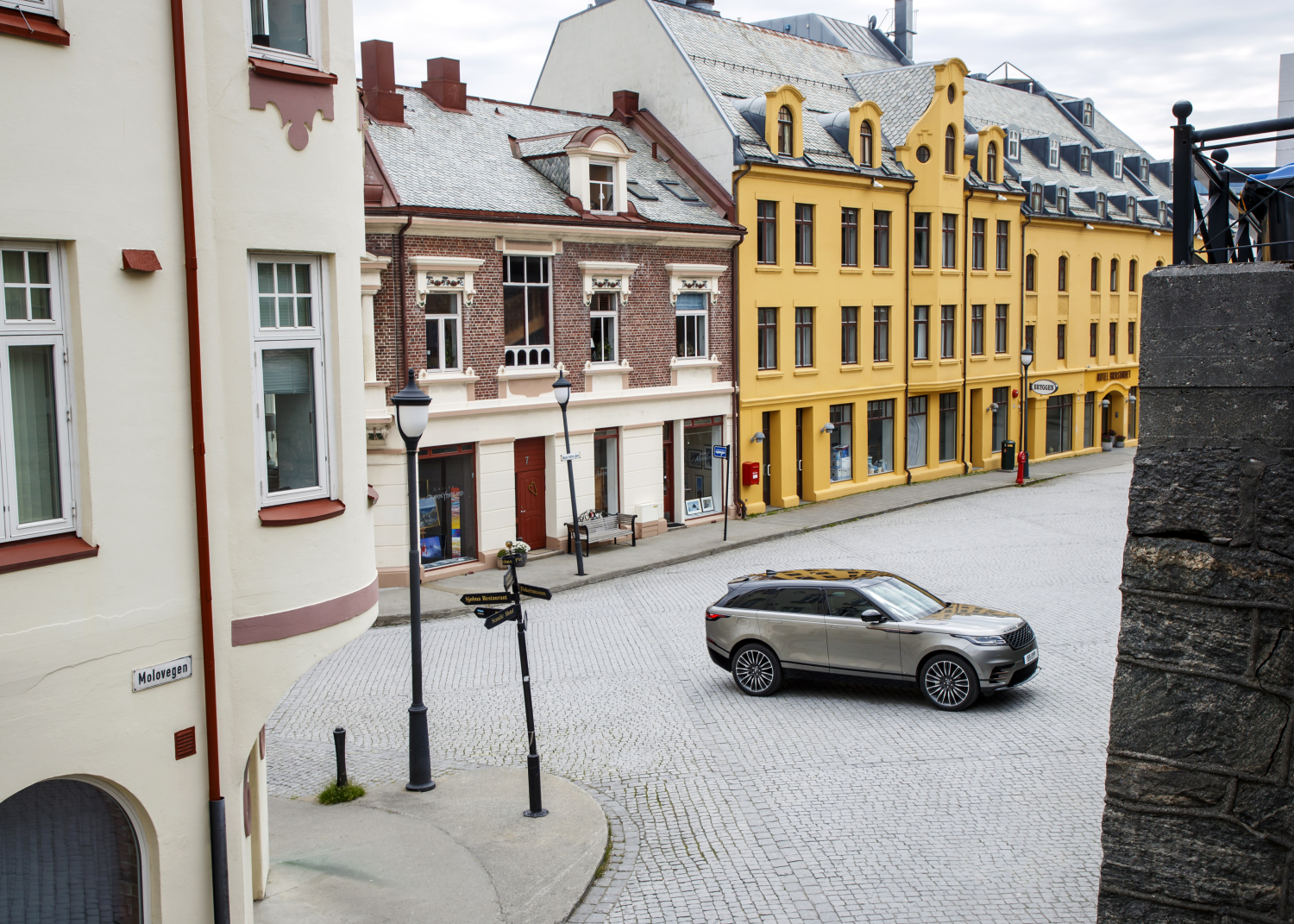 Land Rover Velar Norway Drive 2017