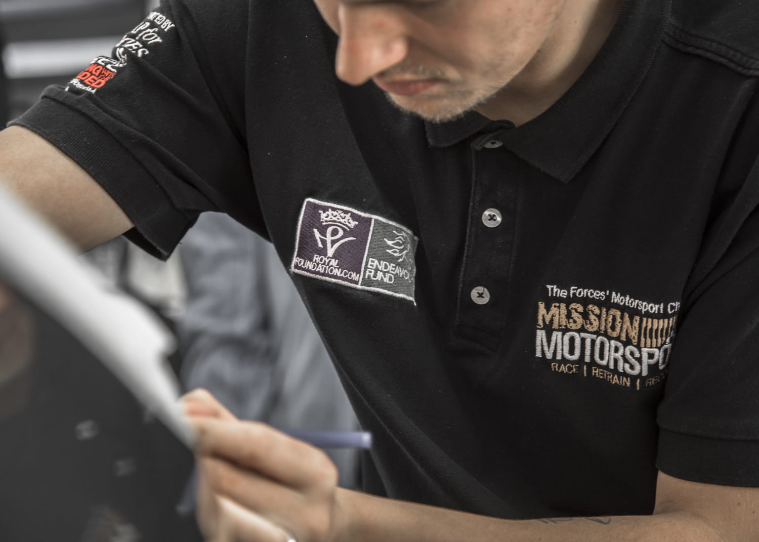 Jaguar F-TYPE landmark gets stunning poppy appeal makeover