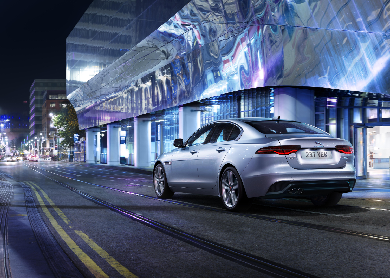 LOCATION IMAGE OF THE NEW JAGUAR XE