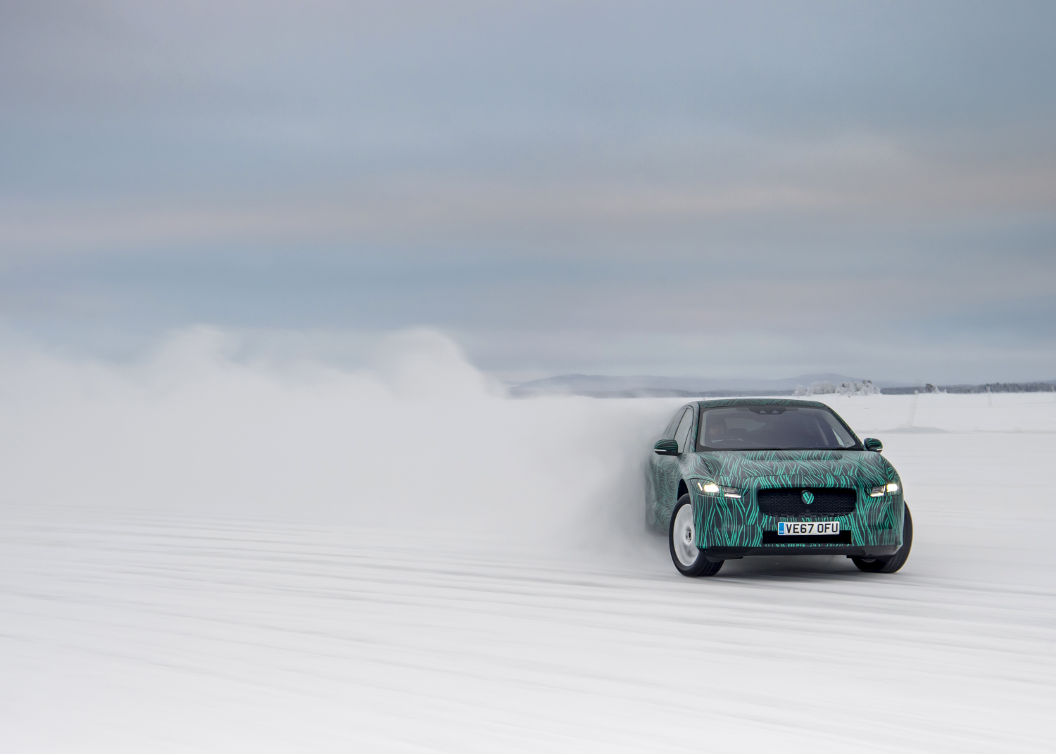 Pruebas de invierno del Concept Jaguar I-PACE en Arjeplog, Suecia