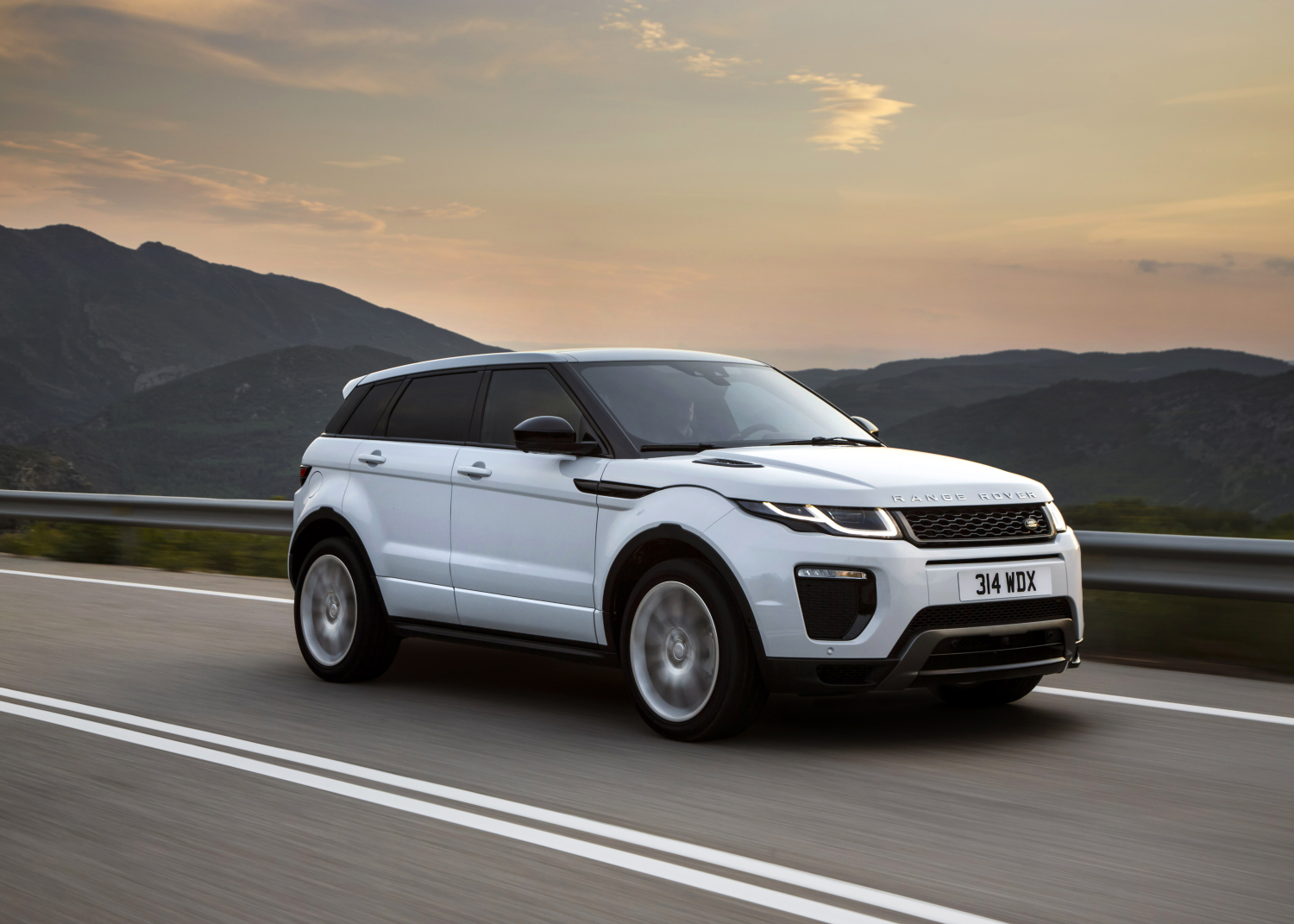 240PS Si4 Ingenium petrol Range Rover Evoque for 2018