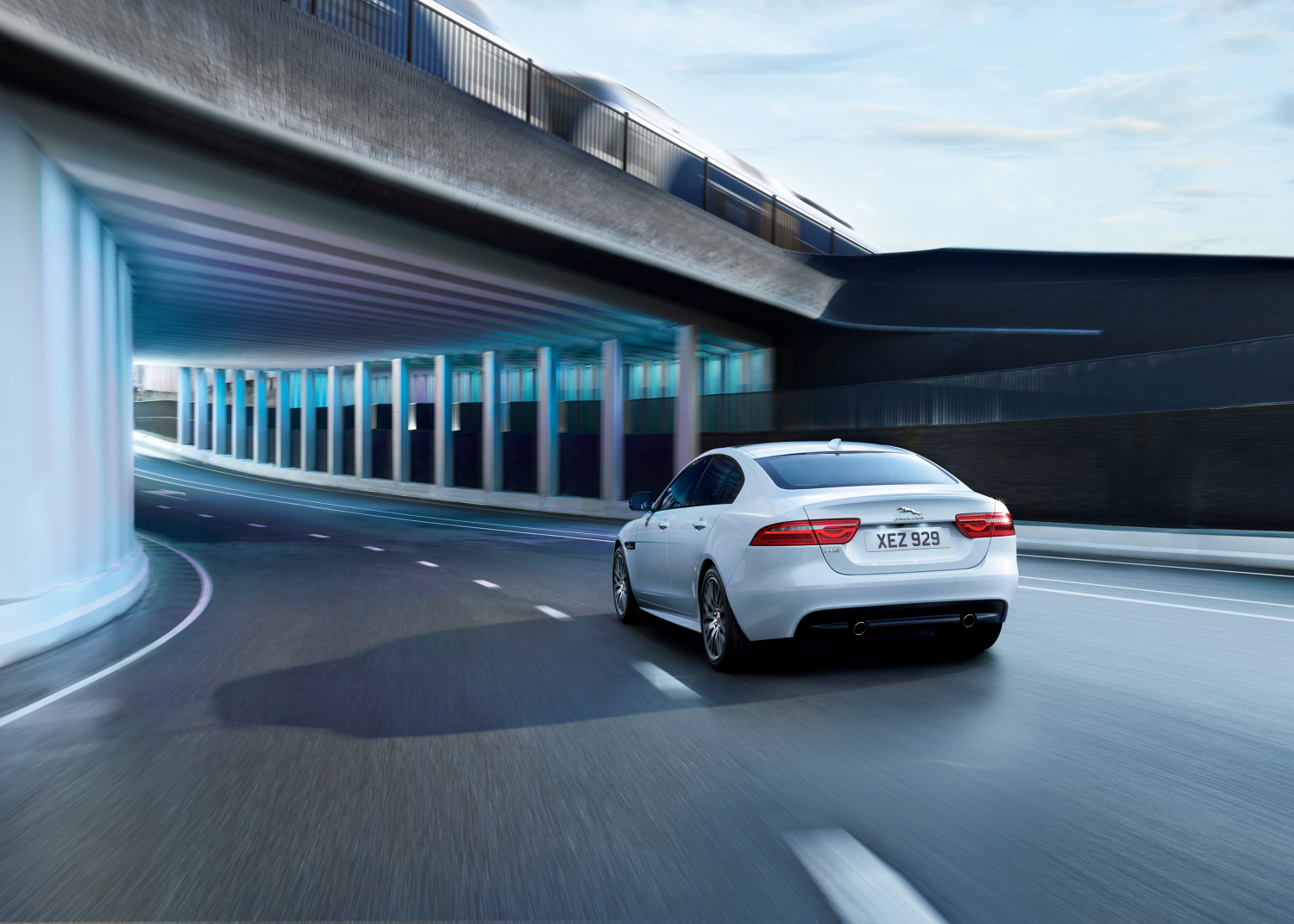 NUEVA EDICION LIMITADA JAGUAR XE LANDMARK