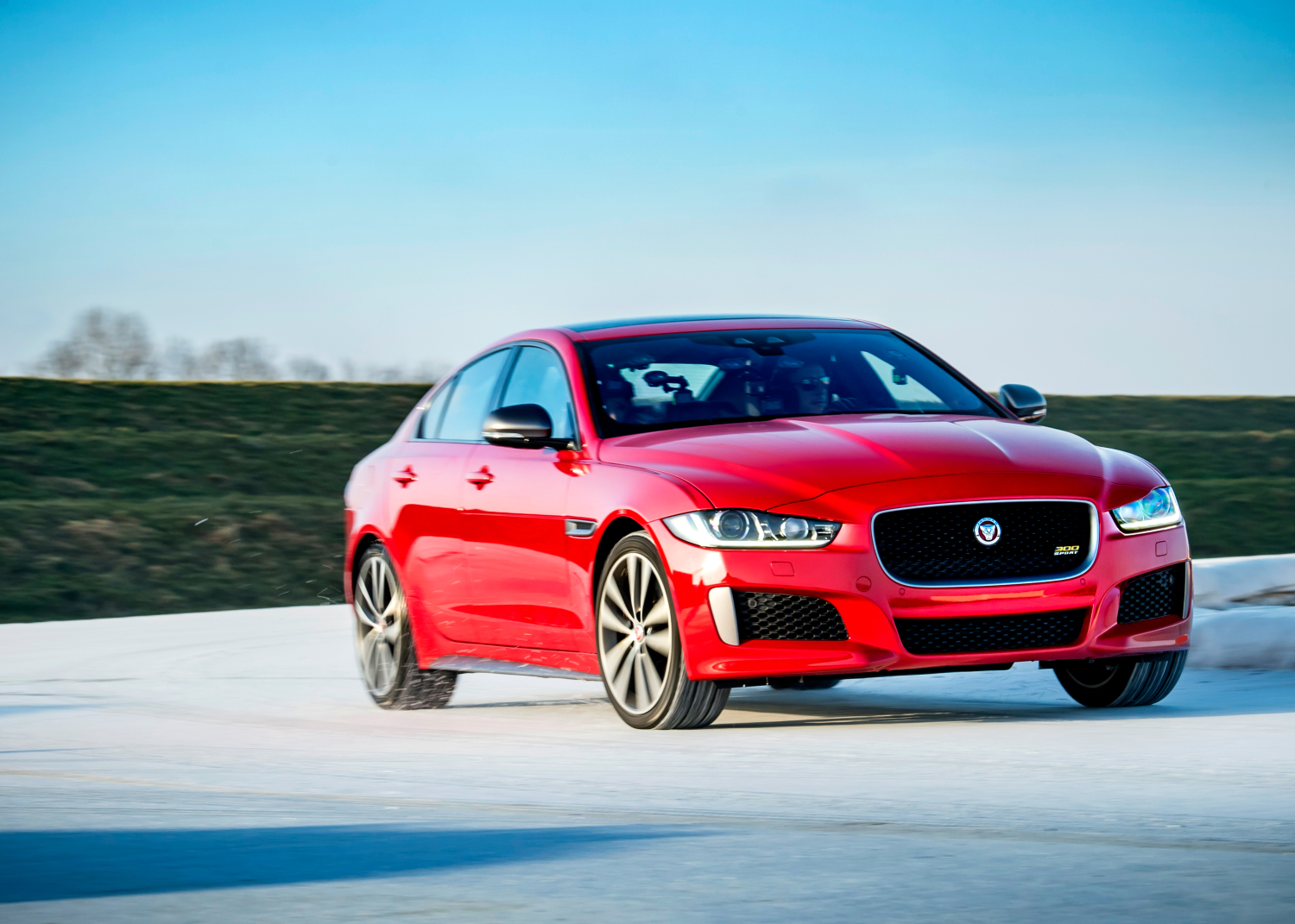 NEW XE 300 SPORT EDITION WINS GRIPPING ICE RACE