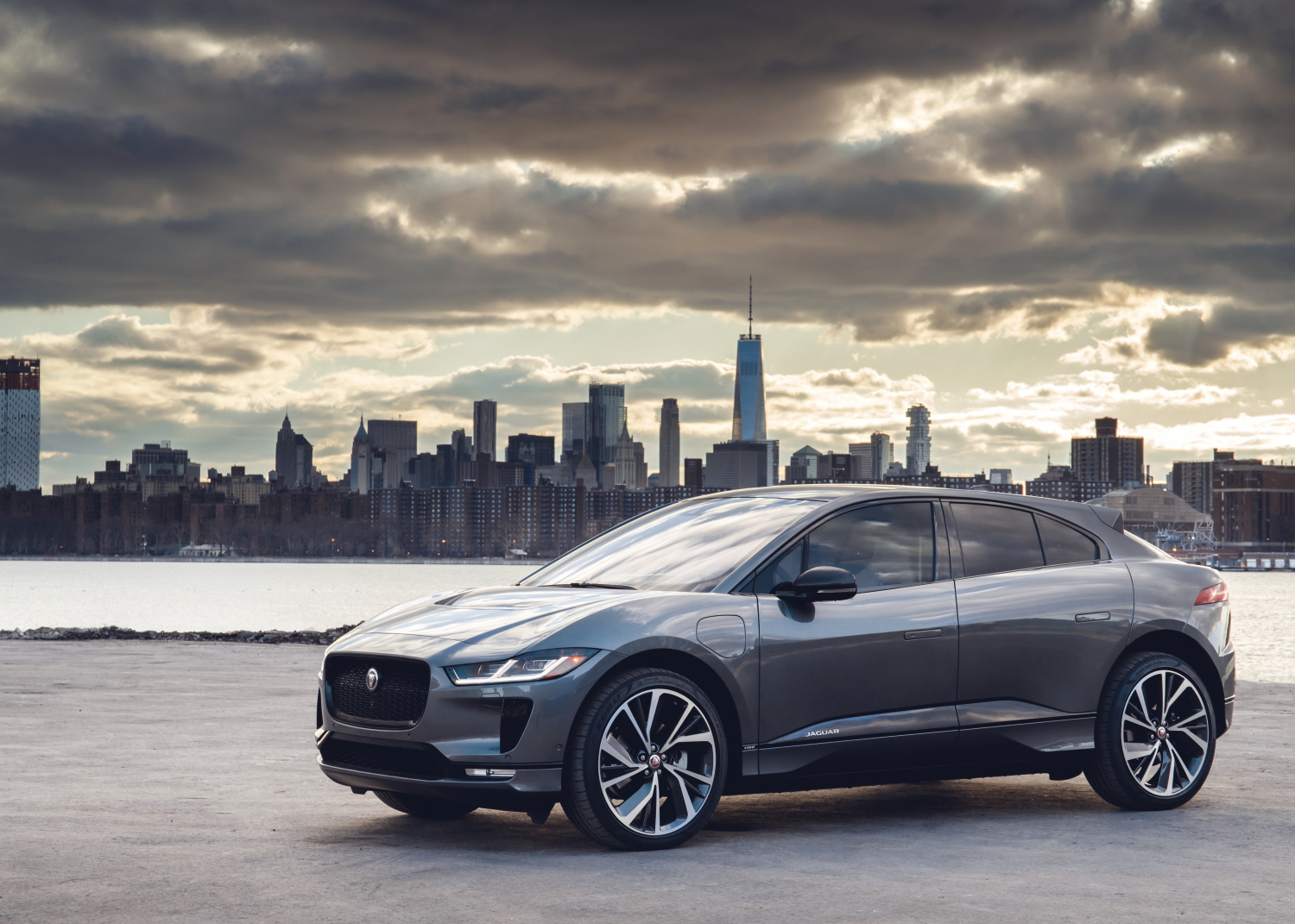JAGUAR PRESENTA AL FUORISALONE 2018 UN’INSTALLAZIONE IN CUI IL FUTURO DELLA MOBILITÁ CAMBIA PROSPETTIVA