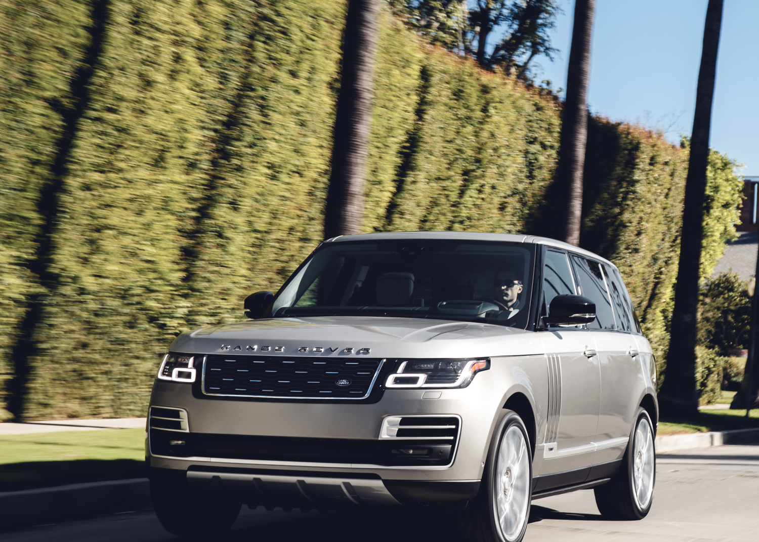 RANGE ROVER SVAUTOBIOGRAPHY LWB