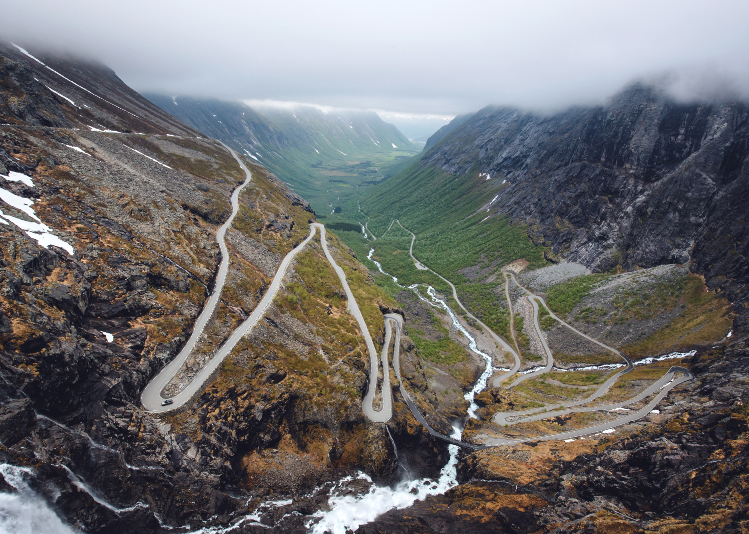 Land Rover Velar Norway Drive 2017