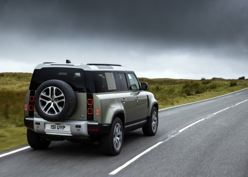  Land Rover Defender 110 PHEV 