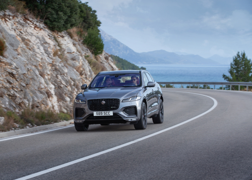  NEW JAGUAR F-PACE - EXTERIOR DRIVING IMAGE