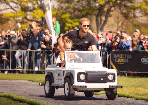 TEAM FRANCE WIN GOLD IN LAND ROVER DRIVING CHALLENGE, THE FIRST MEDAL EVENT OF INVICTUS GAMES IN THE HAGUE 