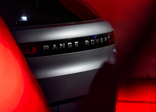 Nouveau Range Rover Sport - Atelier des Lumières