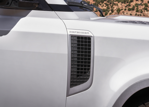 DETAIL - DEFENDER 130