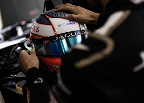 J_TCS_Racing_S9_Valencia