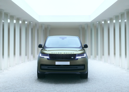 RANGE ROVER PRESENTA UN’ICONICA INSTALLAZIONE ALLA MILANO DESIGN WEEK IN COLLABORAZIONE CON NUOVA GROUP