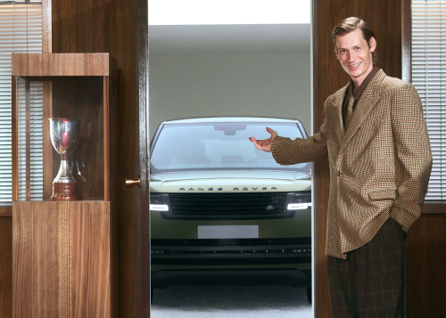 RANGE ROVER PRESENTA UN’ICONICA INSTALLAZIONE ALLA MILANO DESIGN WEEK IN COLLABORAZIONE CON NUOVA GROUP