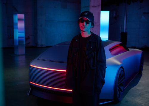TOKYO FUTURE 00: JAGUAR UND YOSHIROTTEN PRÄSENTIEREN IMMERSIVE INSTALLATION