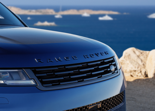 RANGE ROVER HOUSE MYKONOS: RANGE ROVER SPORT SV NOCTURNE