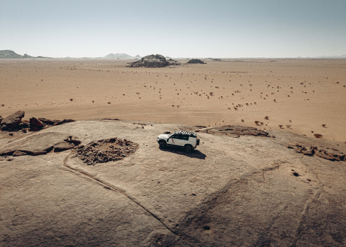 Defender Dakar Recce Cars