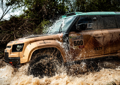 DEFENDER RALLY CONCLUDE IL BP ULTIMATE RALLY-RAID PORTUGAL AL PRIMO POSTO DELLA CLASSIFICA