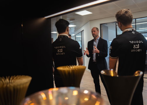 J_TCS_Racing_HRH_Visits_Jaguar_TCS_Racing_Headquarters_230426_001