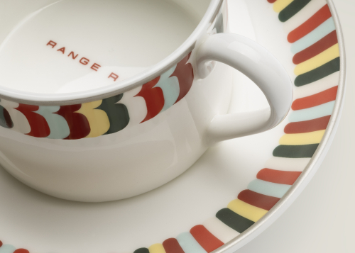 THE RANGE ROVER BRITISH SUMMERTIME COLLECTION - COUNTRY HOUSE TEA SET