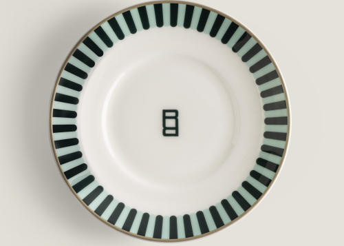 THE RANGE ROVER BRITISH SUMMERTIME COLLECTION - COUNTRY GARDEN TEA SET