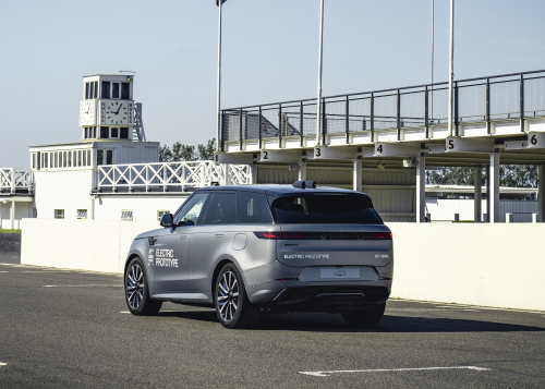 INTRODUCING RANGE ROVER SPORT ELECTRIC