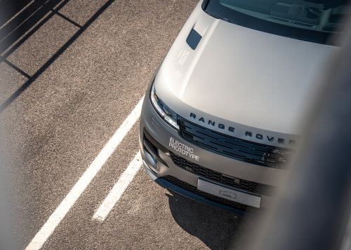 INTRODUCING RANGE ROVER SPORT ELECTRIC