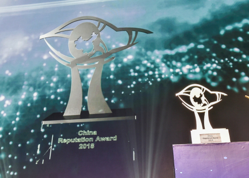 Jaguar Land Rover Triumphs at “China Car of the Year” Awards