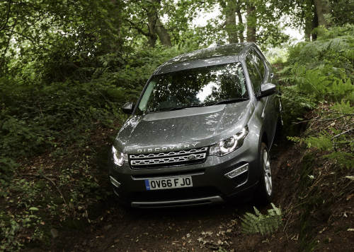 LAND ROVER AND THE PRINCE’S COUNTRYSIDE FUND HELP YOUNG FARMERS SOW SEEDS FOR SUCCESS WITH VEHICLE BURSARY