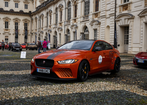 JAGUAR E-PACE TRIONFA AL CAR DESIGN AWARD 2018 PER IL SUO DESIGN ALL’AVANGUARDIA