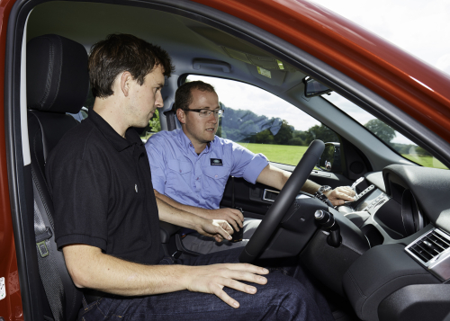LAND ROVER AND THE PRINCE’S COUNTRYSIDE FUND HELP YOUNG FARMERS SOW SEEDS FOR SUCCESS WITH VEHICLE BURSARY
