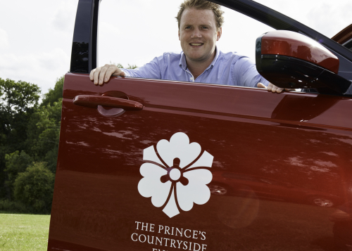 LAND ROVER AND THE PRINCE’S COUNTRYSIDE FUND HELP YOUNG FARMERS SOW SEEDS FOR SUCCESS WITH VEHICLE BURSARY