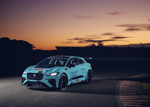 JAGUAR TO MAKE HISTORY WITH ALL-ELECTRIC RACE SERIES