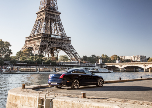 Jaguar XJ50 in Paris