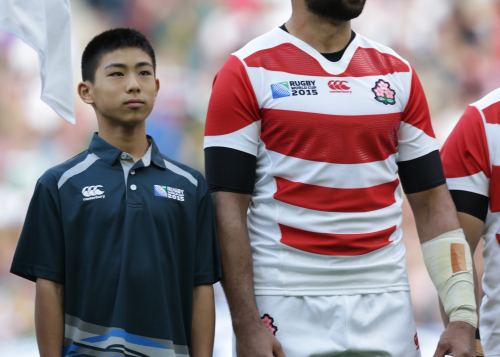 Schoolboys Star as Rugby World Cup 2015 Mascots | JLR Media Newsroom