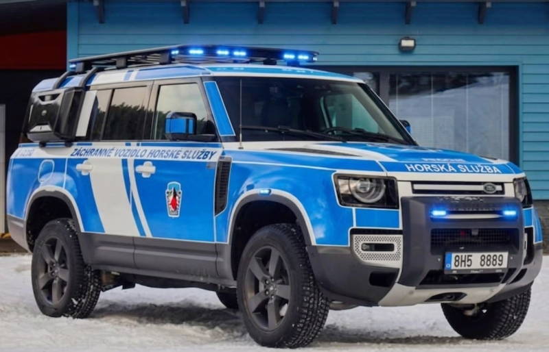Defender Mountain Rescue