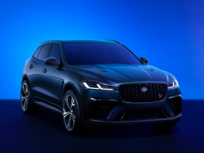 F-PACE SVR