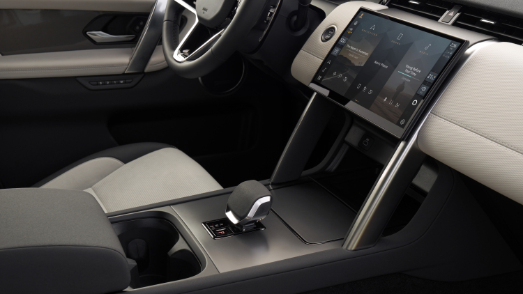 INTERIOR - DISCOVERY SPORT 24MY