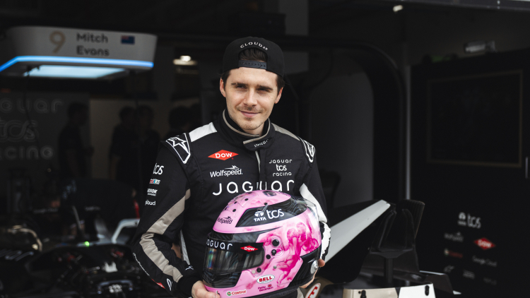 BROOKLYN PELTZ BECKHAM IMPRESSES REIGNING TEAMS’ WORLD CHAMPIONS JAGUAR TCS RACING IN ‘FORMULA E EVO SESSIONS’