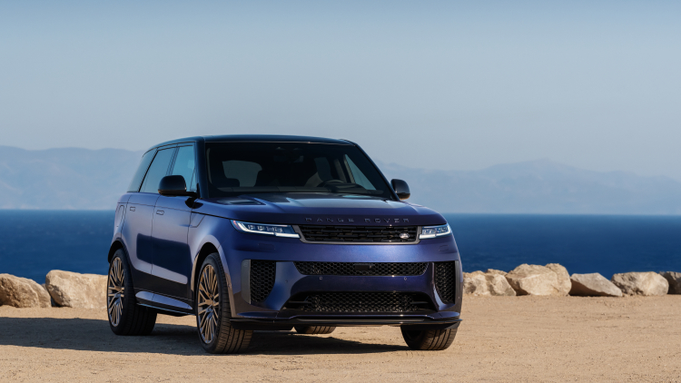 RANGE ROVER HOUSE MYKONOS: RANGE ROVER SPORT SV NOCTURNE