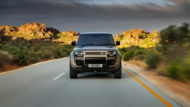 JLR_Q2_Sales