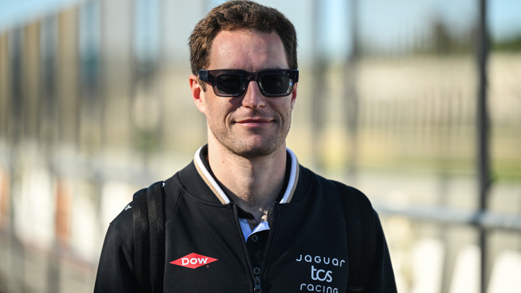 J_TCS_Racing_PreSeasonTest_Valencia_301025