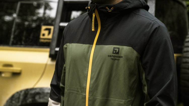 DEFENDER TROPHY COLLECTION