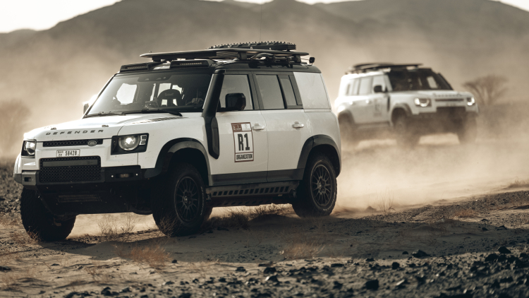 Defender Dakar Recce Cars