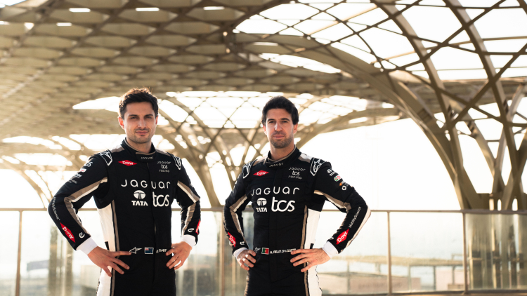 R4Jeddah_JaguarTCSRacing_JeddahEPrix_130226_009